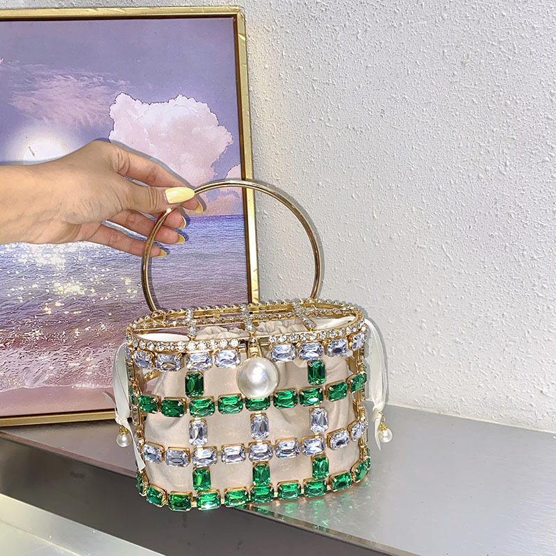 Women Bags In Trend - Trend women's bags, metal bucket bags,