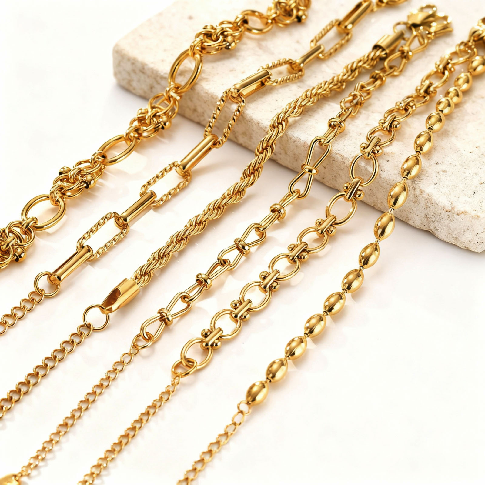 Gold Plated Chunky Chain Brace - Women Bags Price บทวิจารณ์และราคา
