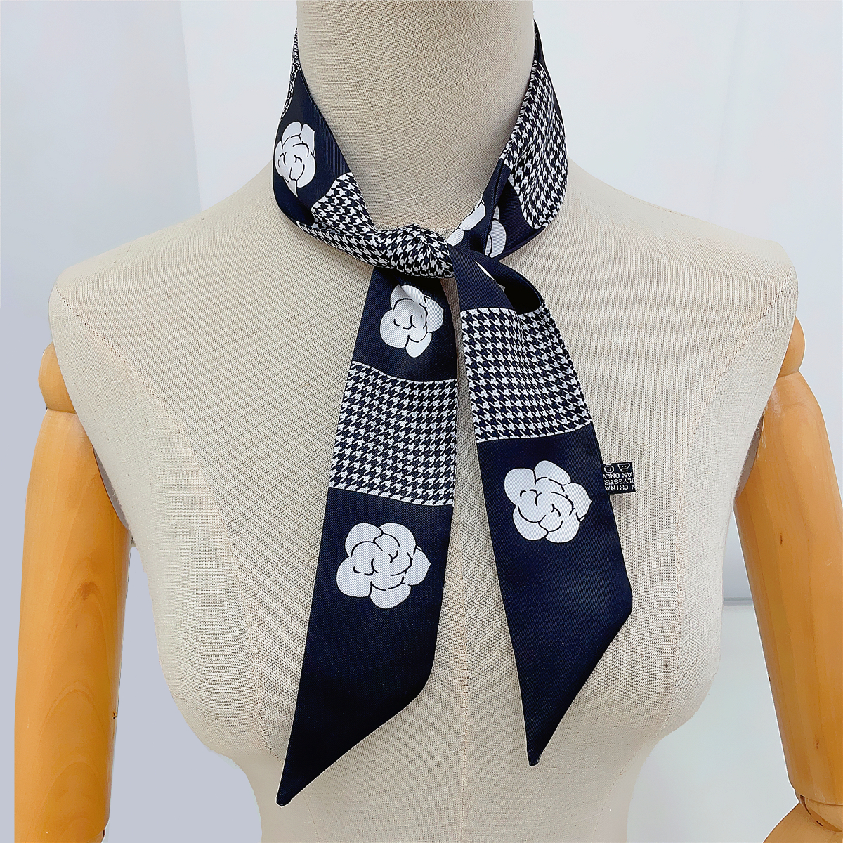 2023 Design Camellia Flower Br - Women Bags Online บทวิจารณ์และราคา