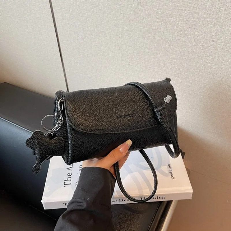 Elegant Leather Crossbody Bag  - Women Bags Popular Brands บทวิจารณ์และราคา