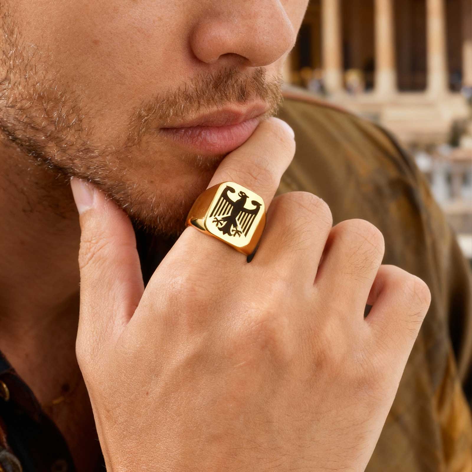 Custom Flying Hawk Eagle Ring  - Women Bags Price บทวิจารณ์และราคา