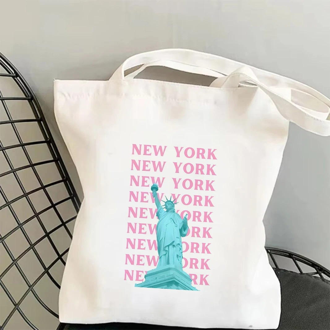 Chicago London Eiffel Tower Gr - Shopper Tote Canvas บทวิจารณ์และราคา