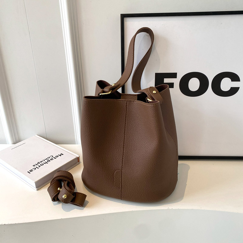 Hasp New Bucket Tote Bags Soli - Women Bags For Sale บทวิจารณ์และราคา