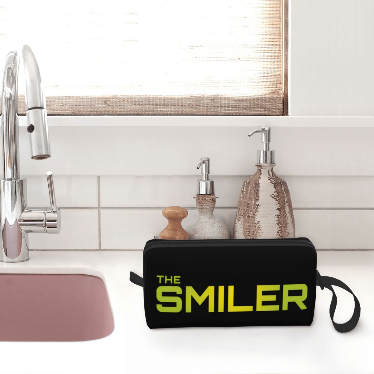 The Smiler Alton Towers Merch  - Women Bags In Uk บทวิจารณ์และราคา